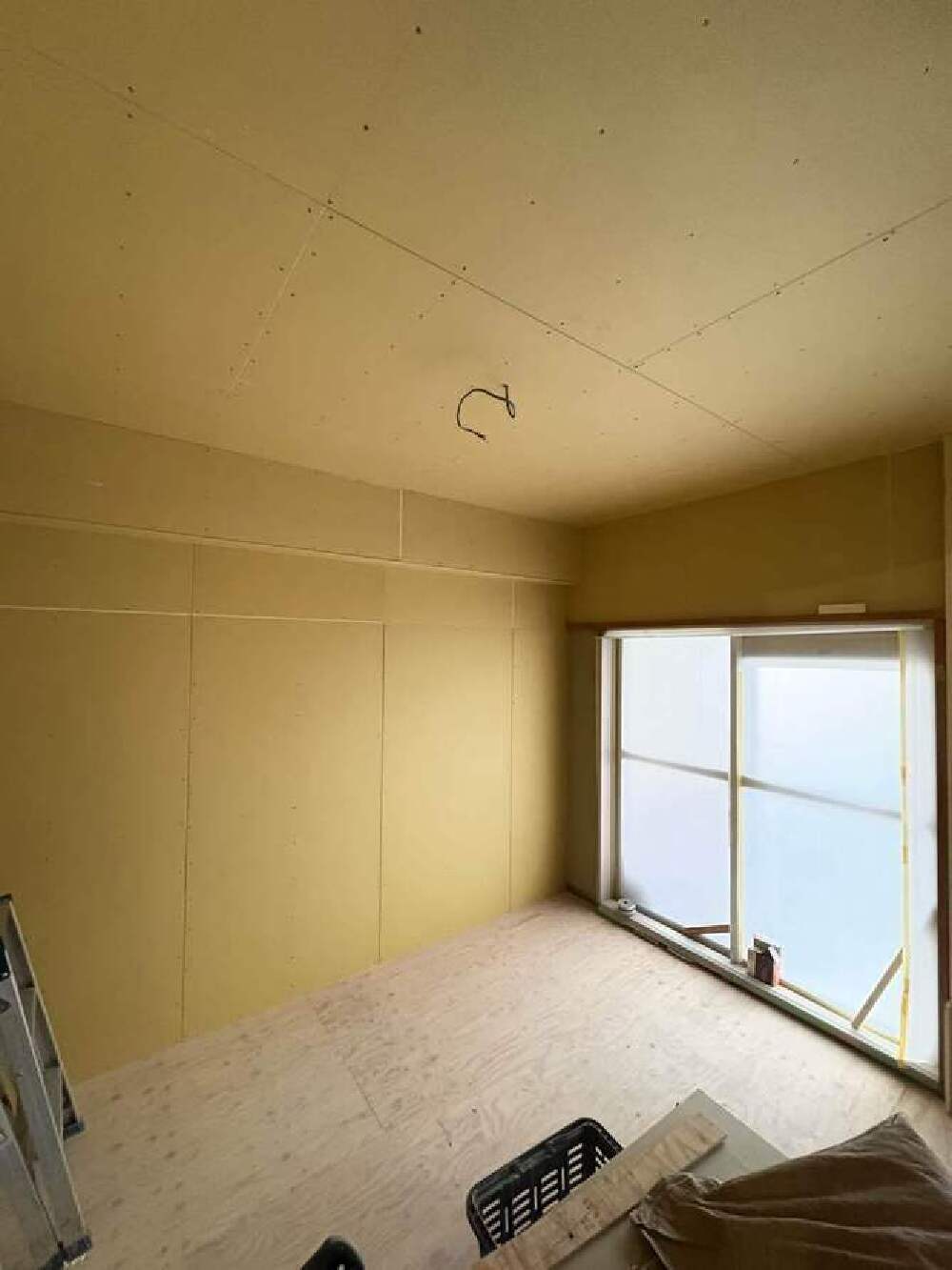 寝室ボード貼り完了