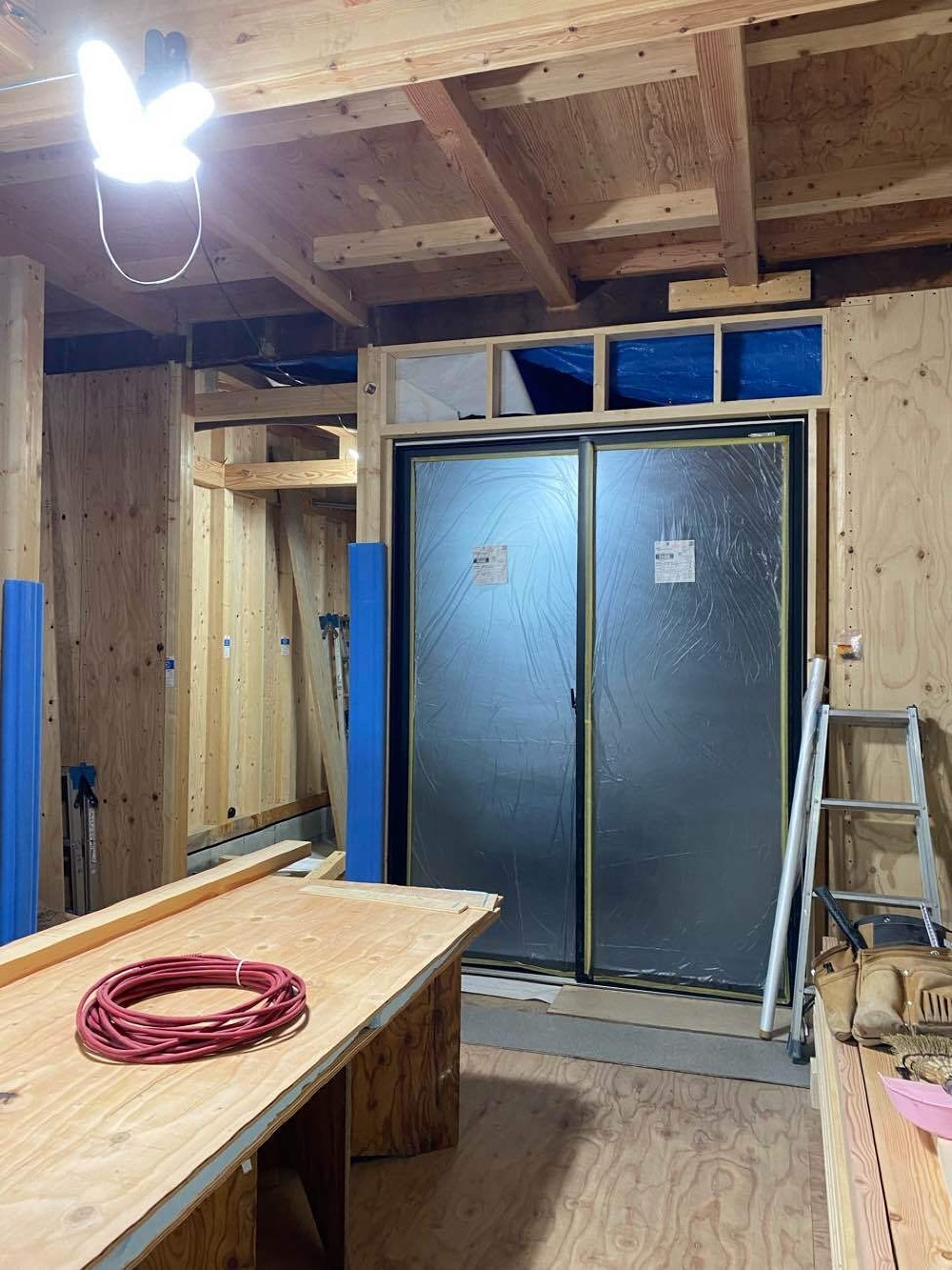 サッシ建具設置