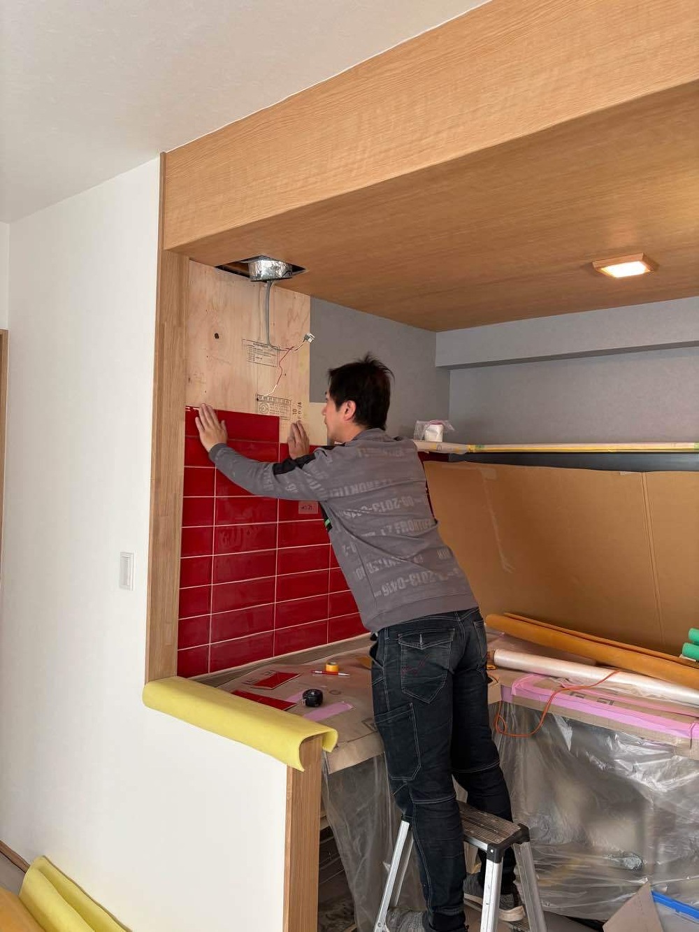 タイルの貼り足し