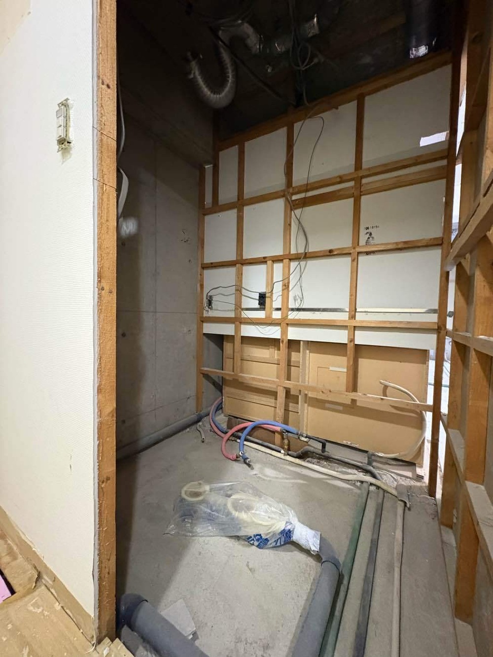 浴室・洗面解体完了