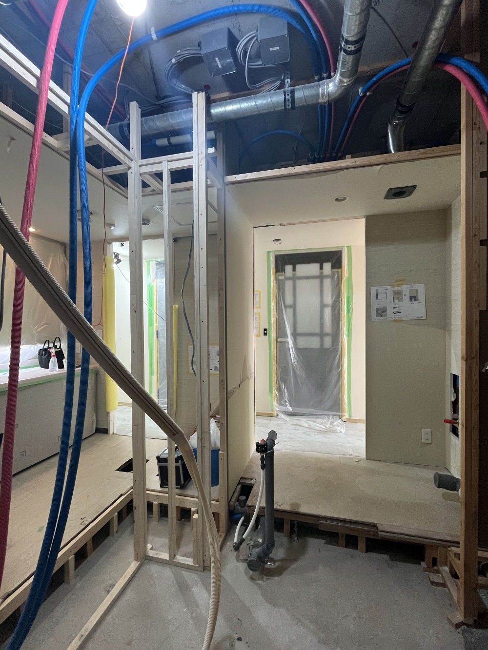 浴室からトイレ