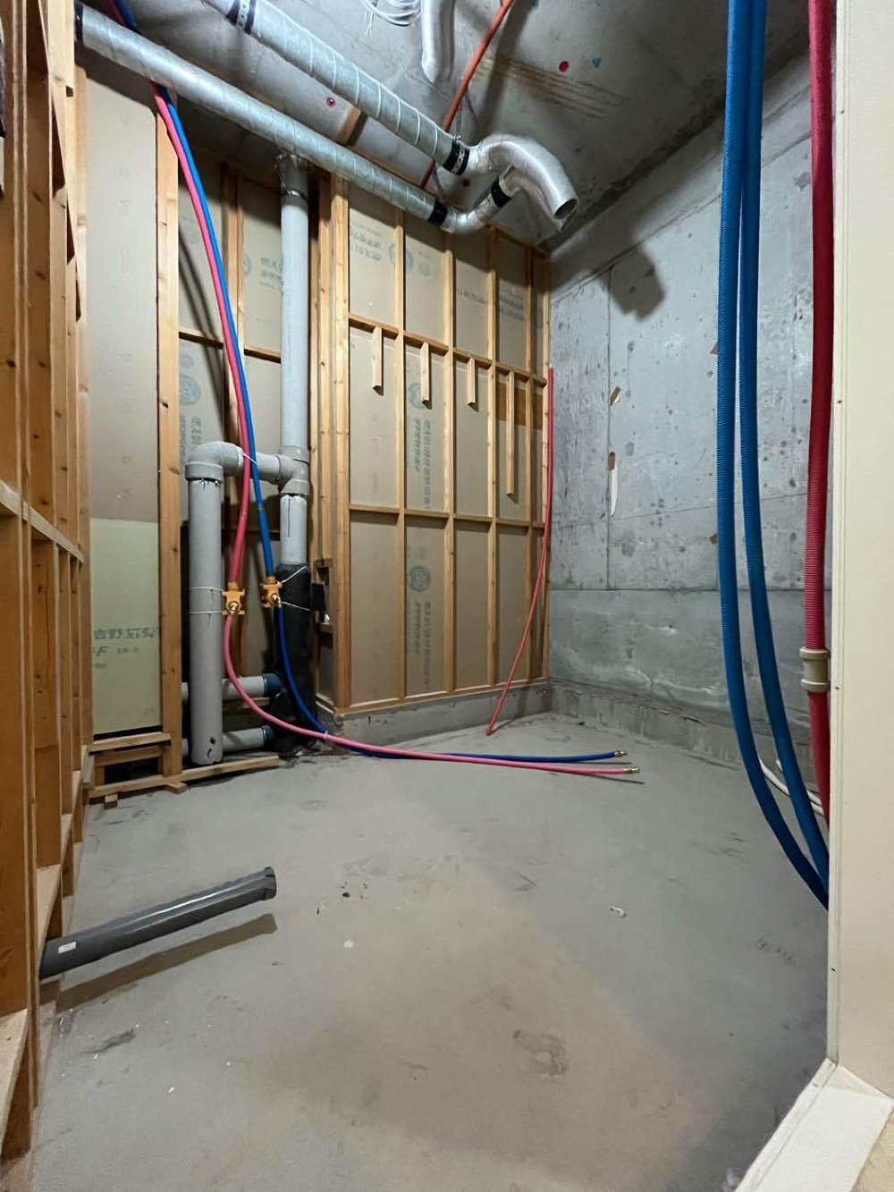 浴室とトイレの解体