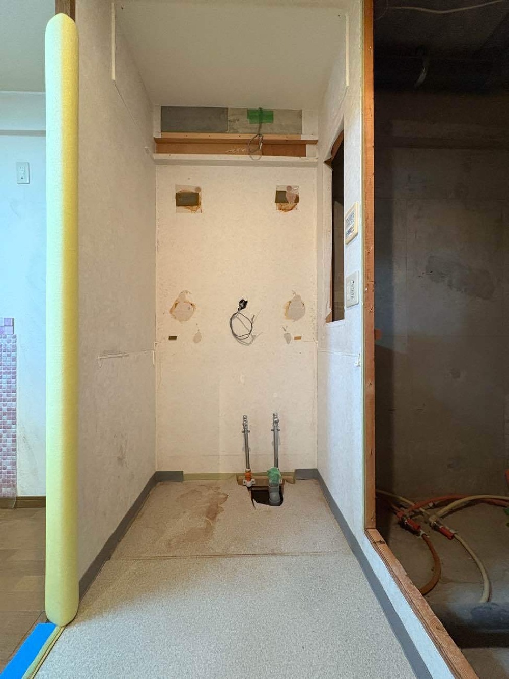 水廻り解体工事(洗面)