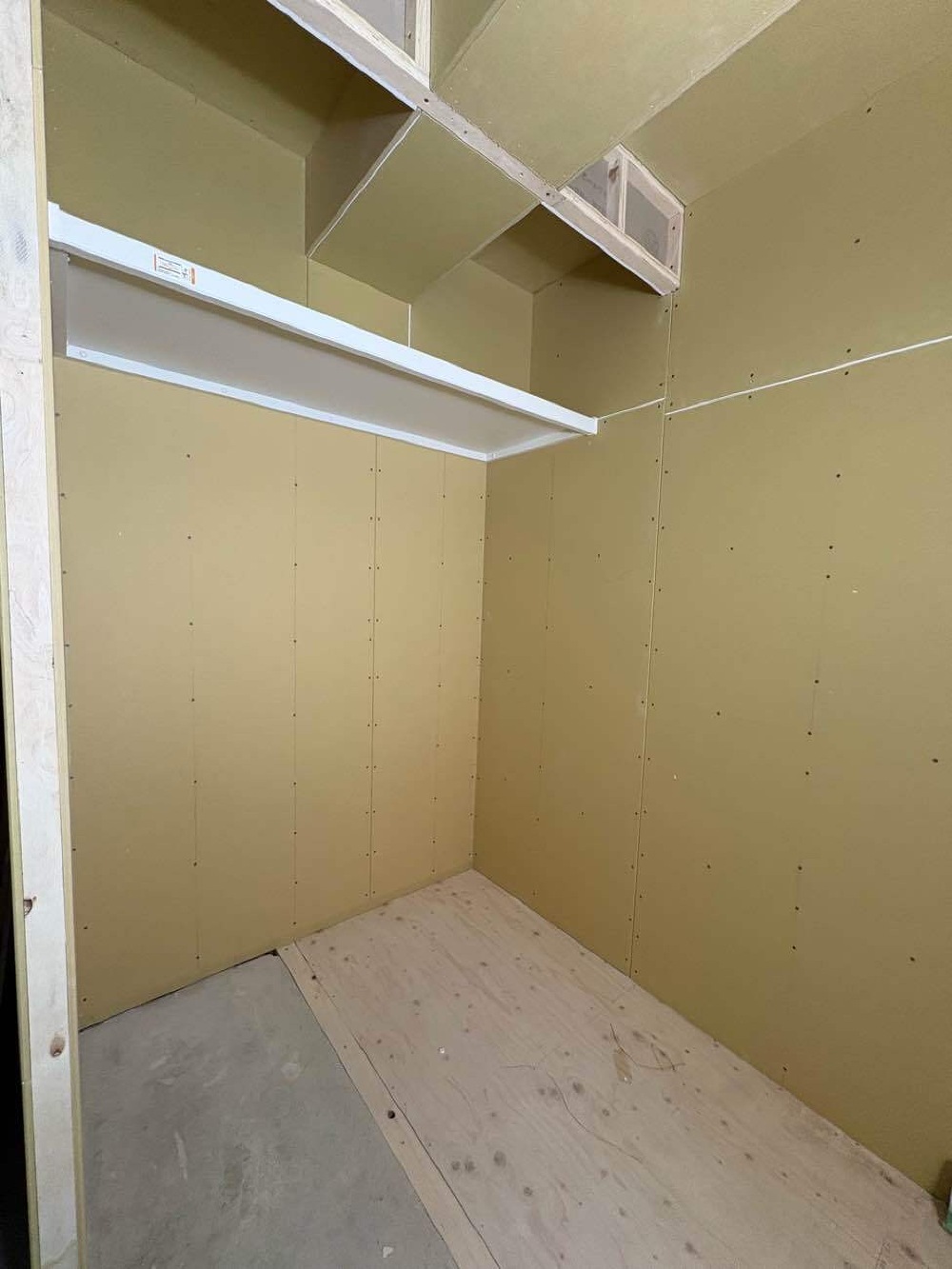 押し入れからクローゼット