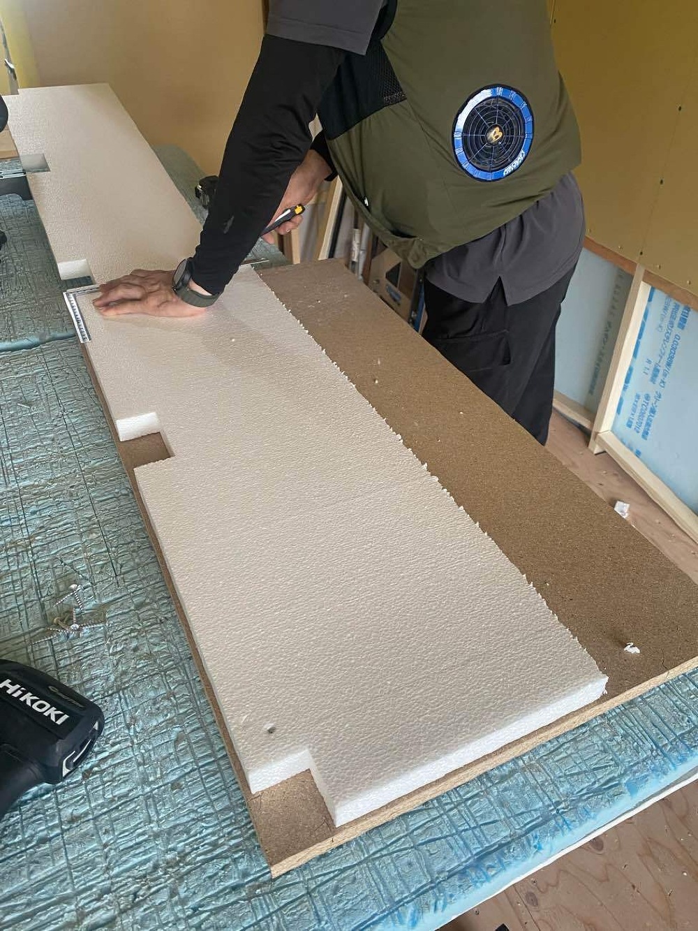 床断熱カット