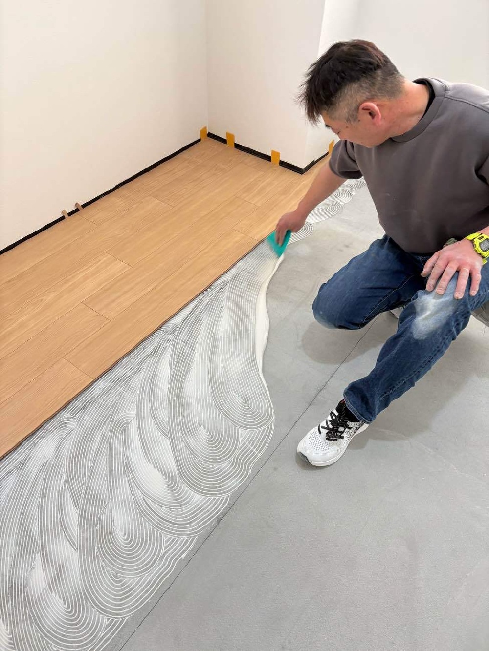 直貼りフローリング