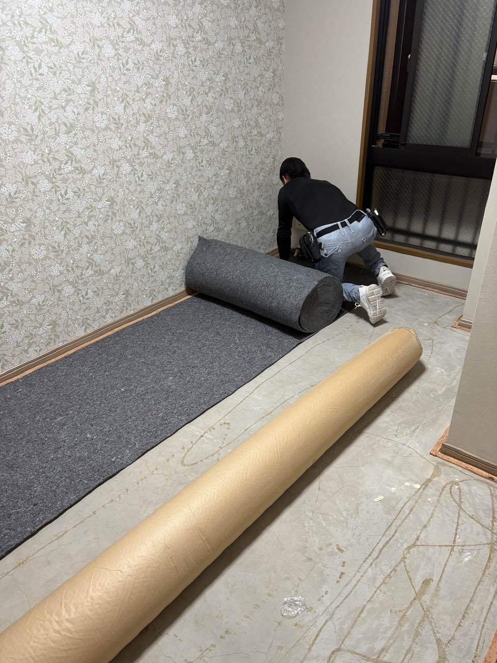 床工事 カーペット貼り