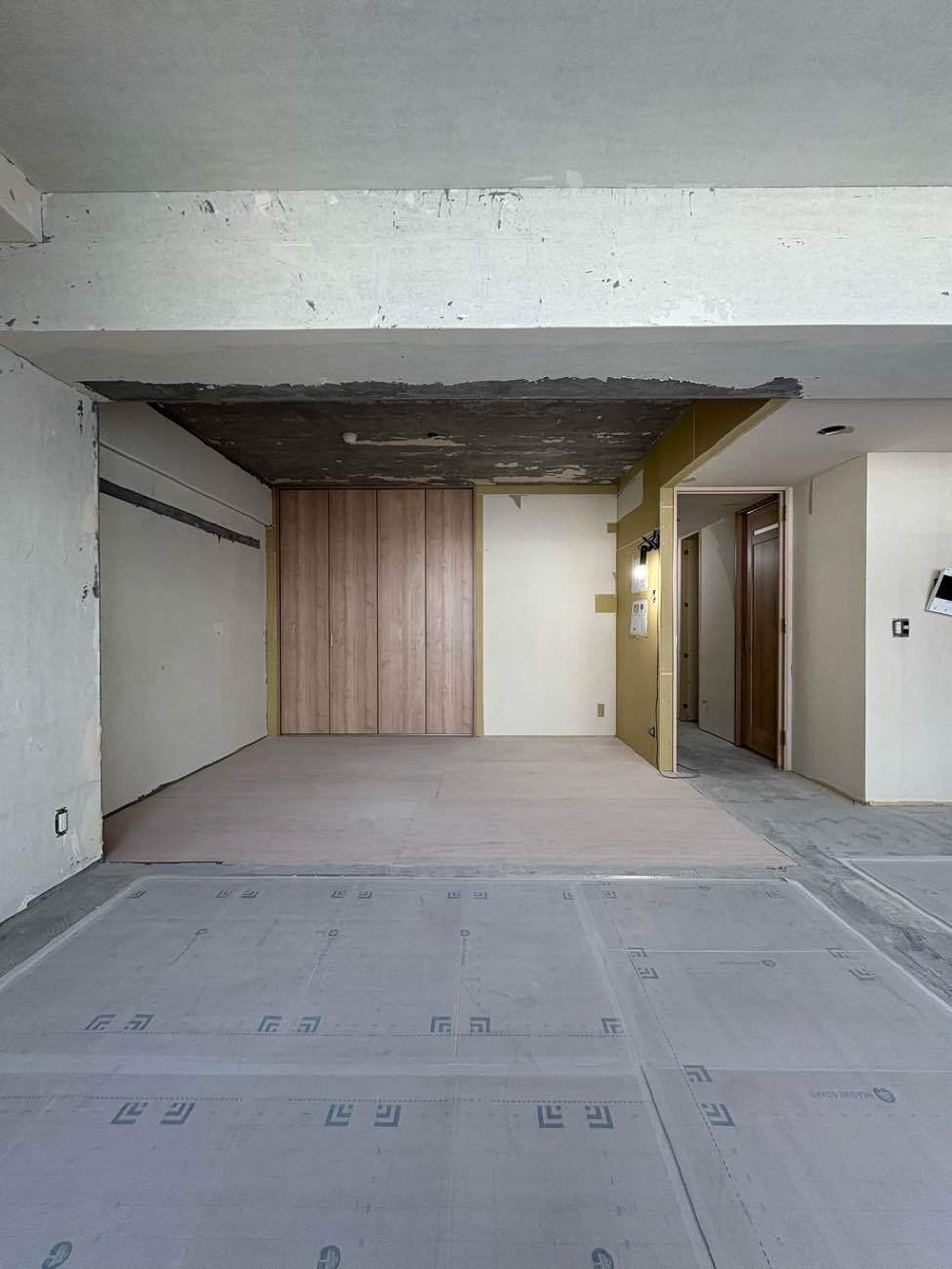 建具取り付け